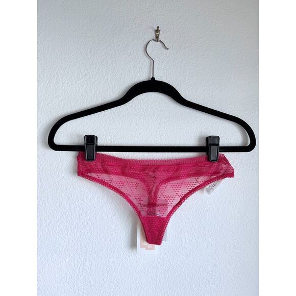 NWT Les Girls Les Boys Triangle Lace Thong in Love Potion Dark Pink Size Medium - Picture 1 of 7